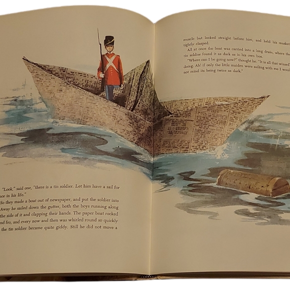 Hans Christian Anderson- Favorite Fairy Tales - Picture 7 of 10